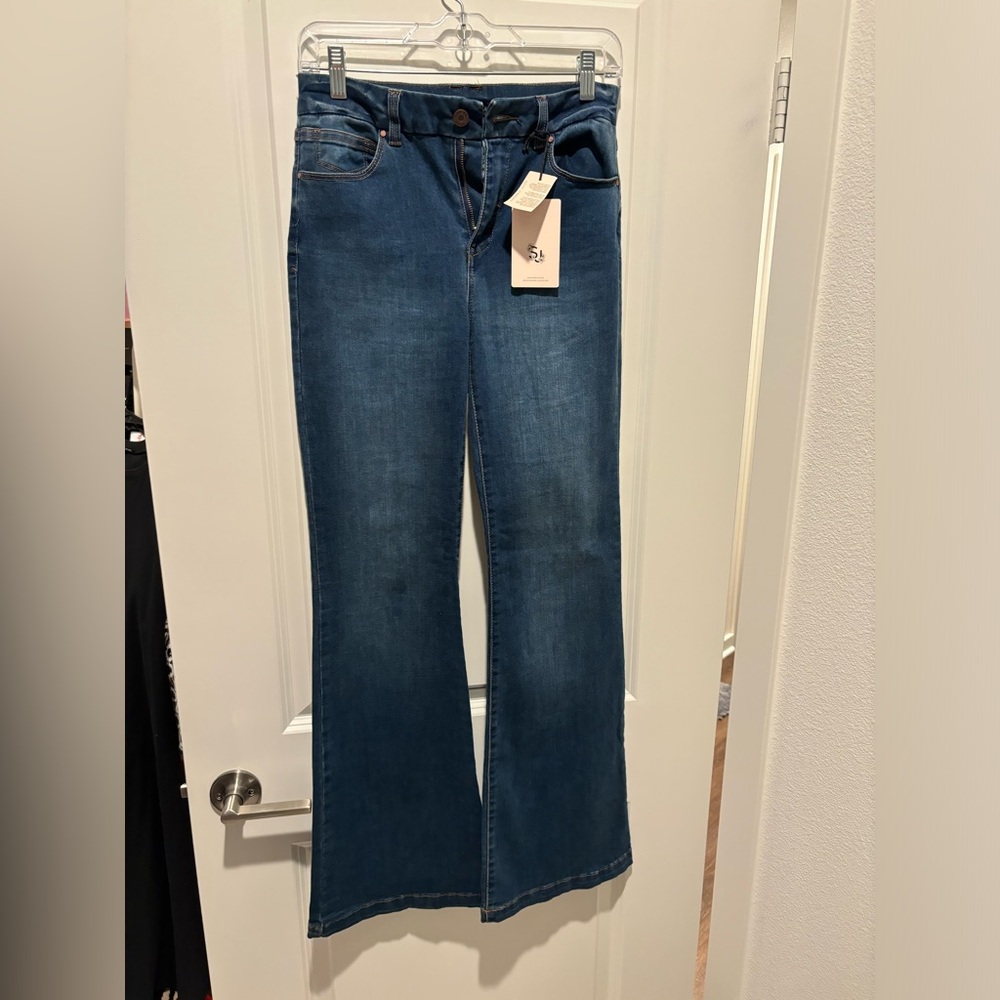 NWT - Sincerely Jules Bell Bottom Jeans